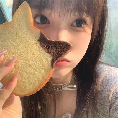 手搓航母你不信裁我后哭什么